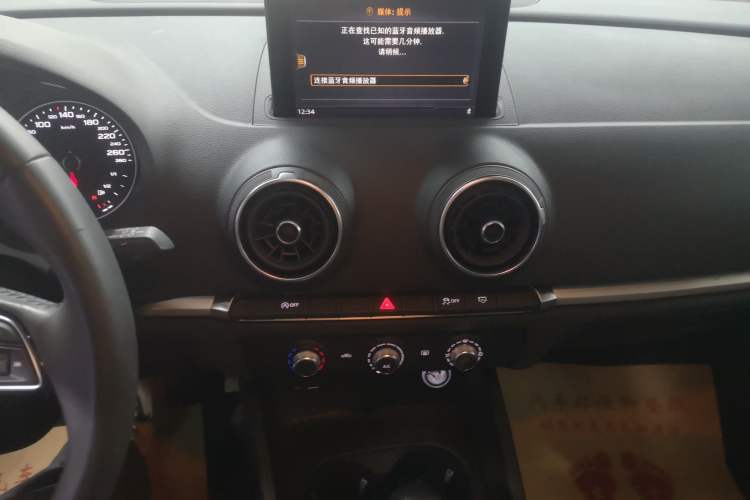 Used Audi A3 2020 Restyled Sportback 35 TFSI Entry-Level China VI Emission Standard
