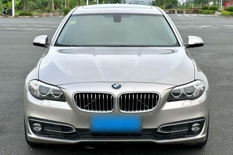 Used BMW 5 Series 2014 525Li Luxury Design Package
