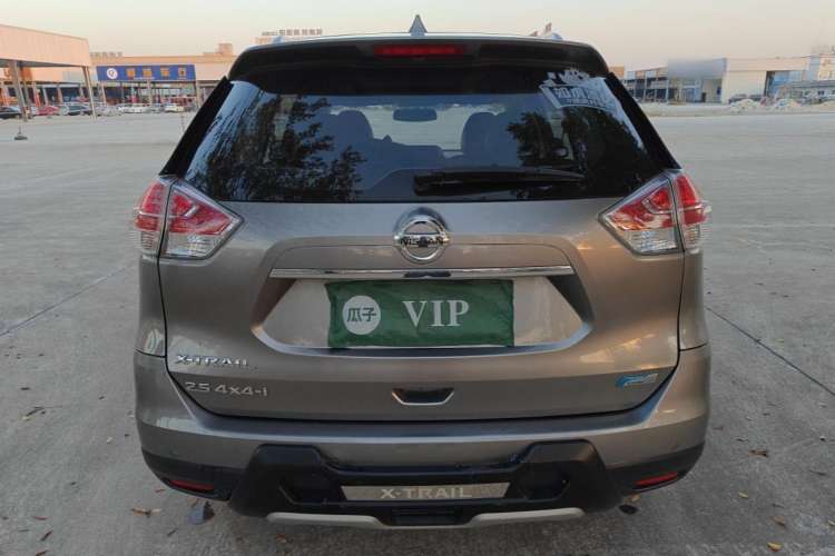 Used Nissan X-Trail 2014 2.5L CVT Luxury Edition 4WD
