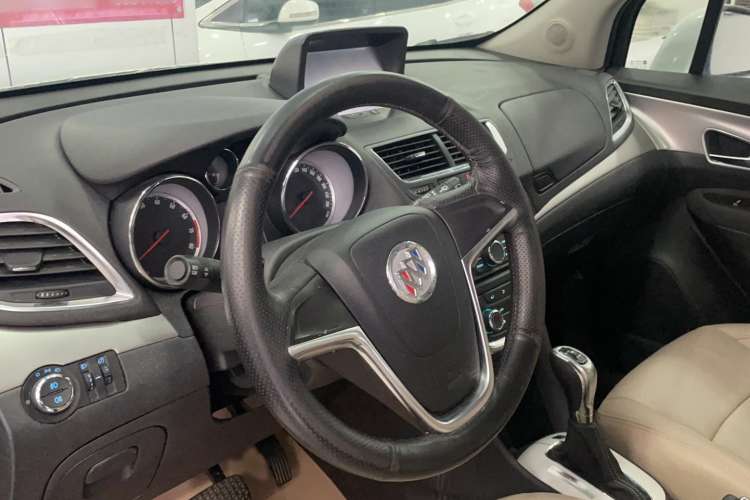 Used Buick Encore 2015 1.4T Automatic Two-Wheel Drive Urban Elite Version
