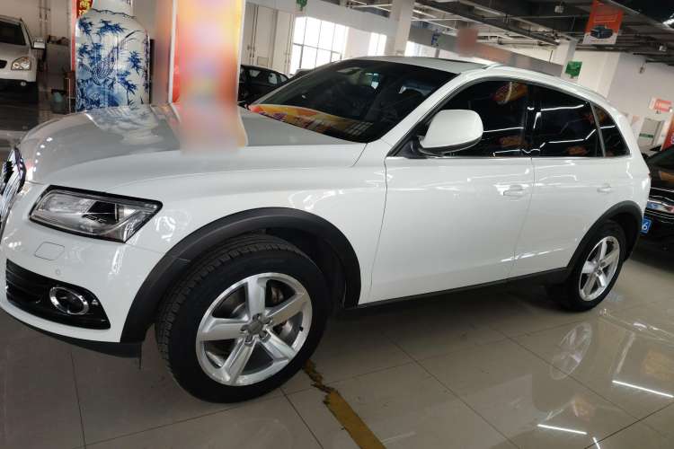 Used Audi Q5 2015 40 TFSI Comfort Model
