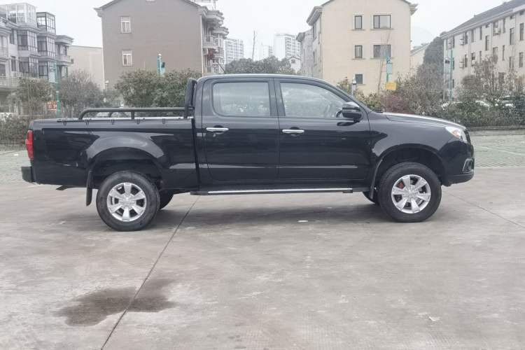 Used  T6 2020 2.0T Diesel Two-Wheel-Drive Elite Version Long Wheelbase China VI Emission Standard HFC4DB2-2E