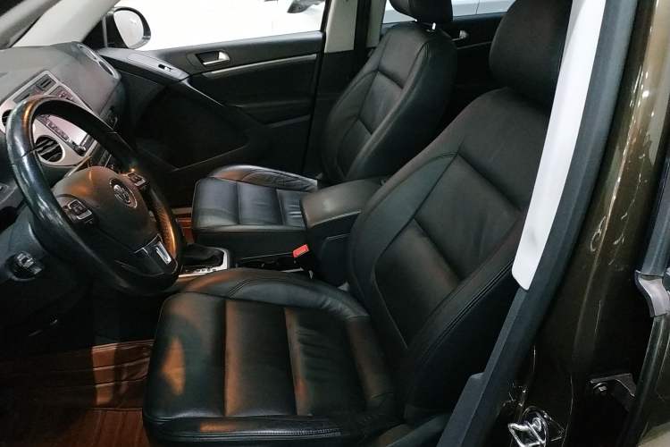 Used Volkswagen Tiguan 2015 1.8TSI Automatic Two-Wheel Drive Luxury Model
