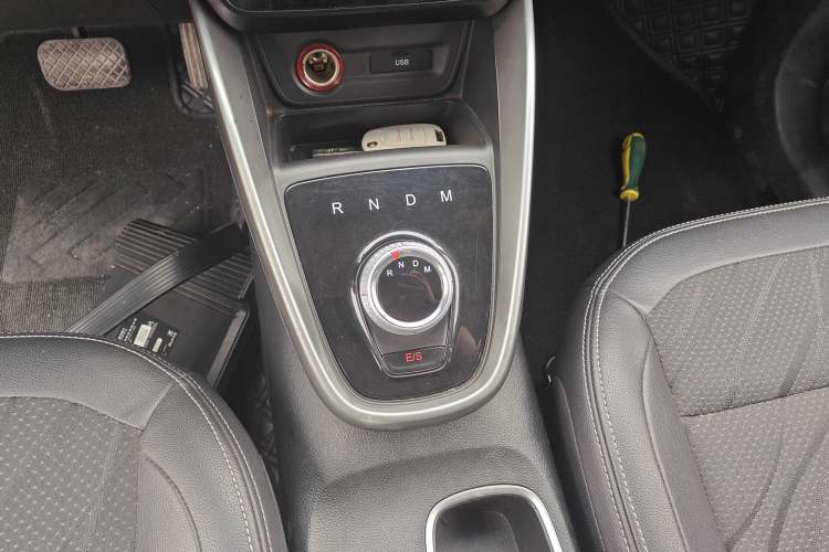 Used Baojun 510 2017 1.5L Automatic Fashion Model
