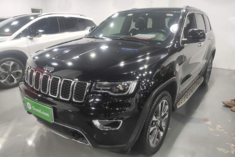 Used  Grand Cherokee 2017 3.0L Comfort Navigation Edition
