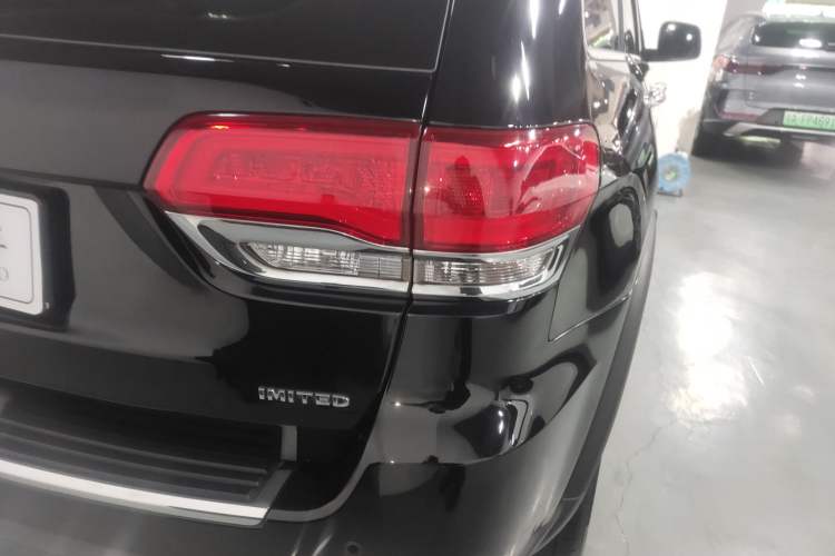 Used  Grand Cherokee 2017 3.0L Comfort Navigation Edition
