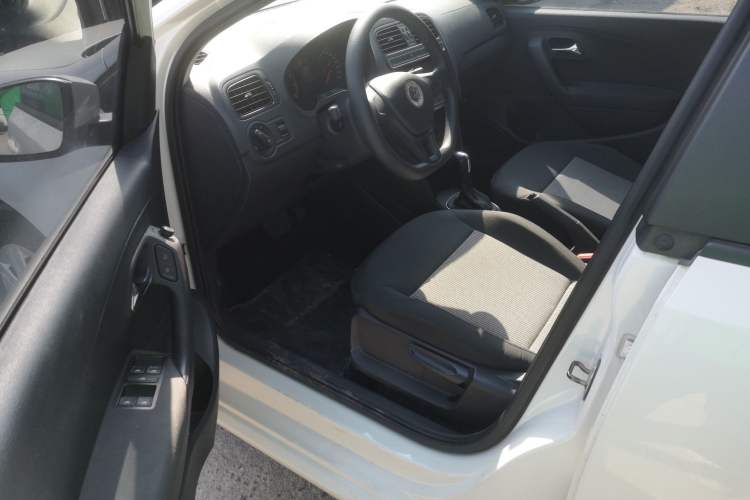 Used Volkswagen Polo 2016 1.4L Automatic Trendy Model