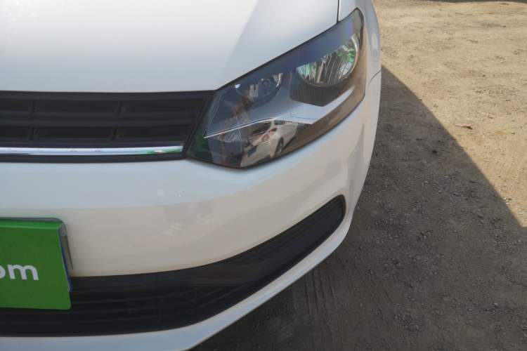 Used Volkswagen Polo 2016 1.4L Manual Fashion Model