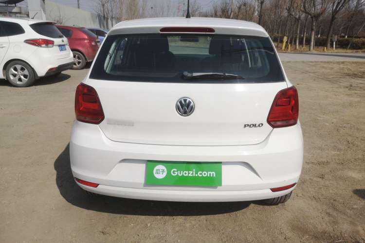 Used Volkswagen Polo 2016 1.4L Manual Fashion Model