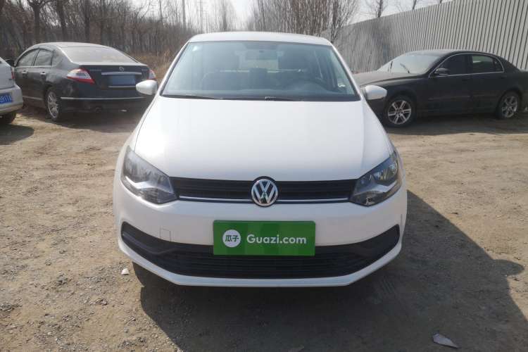 Used Volkswagen Polo 2016 1.4L Manual Fashion Model