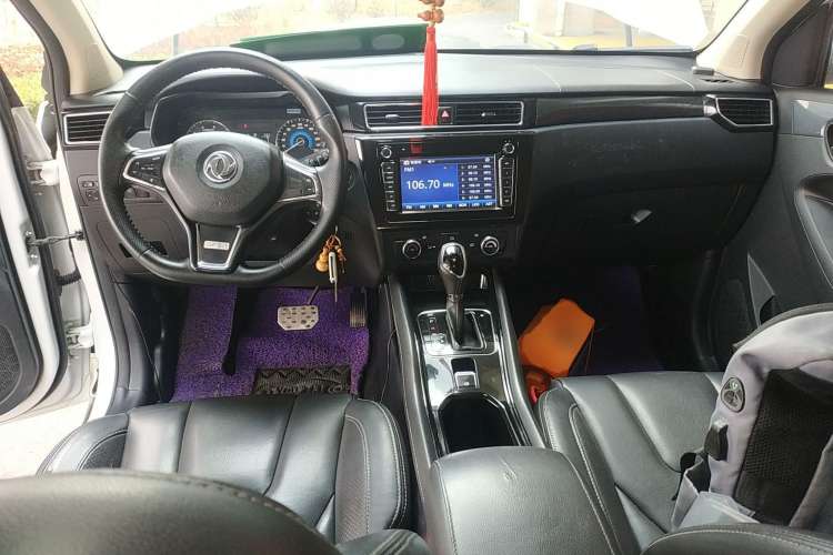 Used Dongfeng Fengon 580 2017 1.5T CVT Comfort Model
