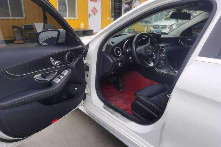 Used Mercedes-Benz C-Class 2018 C 180 L Fashion Edition Sport Version
