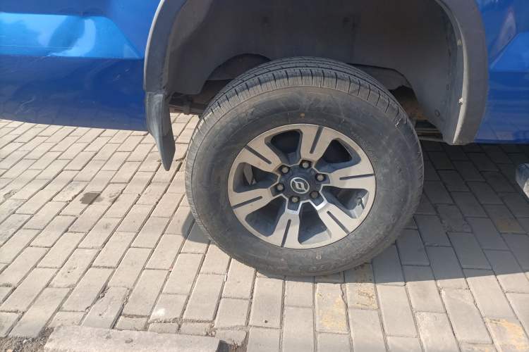 Used Huanghai N3 2017 2.5T Manual Two-Wheel Drive Sport Edition JE4D25Q5A
