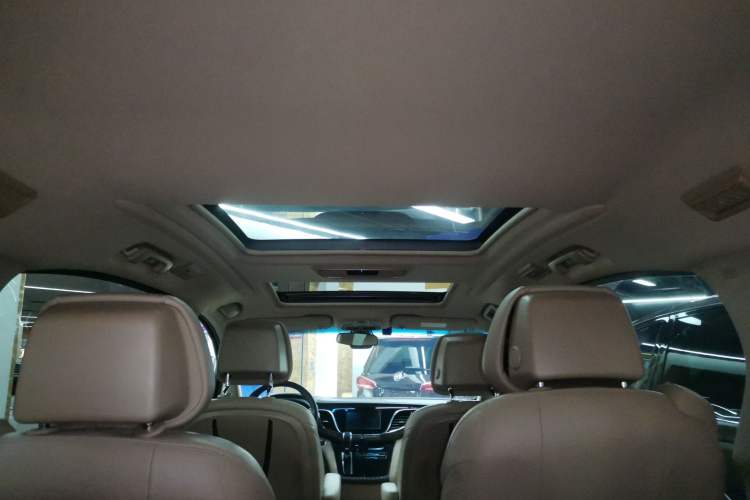 Used Buick GL8 2017 ES 28T Luxury Model China V Standard
