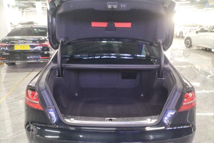 Used Audi A8 2014 A8L 45 TFSI quattro Comfort model