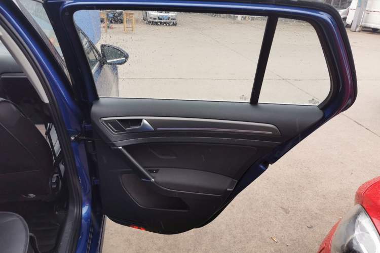 Used Volkswagen Golf 2016 1.6L Automatic Comfort Model
