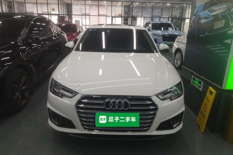Used Audi A4L 2019 40 TFSI Fashion Edition China VI Emission Standard
