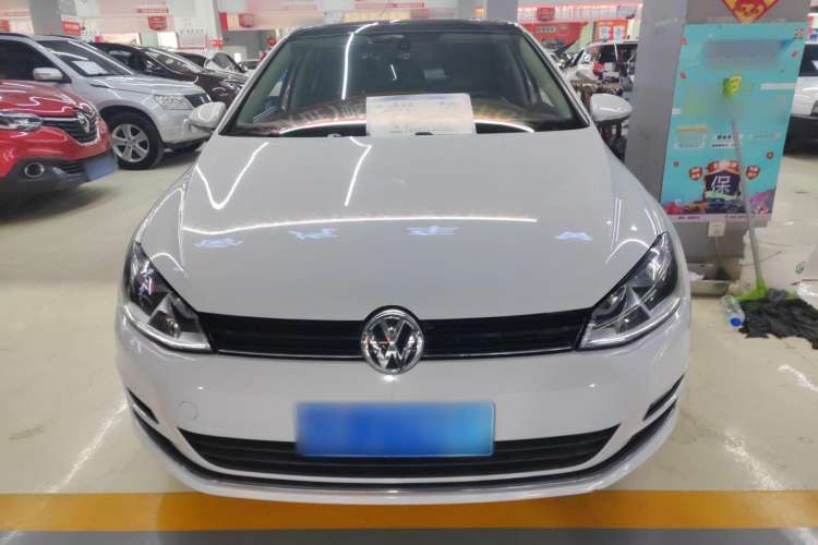 Used Volkswagen Golf 2014 1.4TSI Automatic Luxury Model
