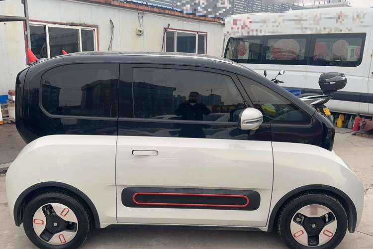 Used Baojun KiWi EV 2021 Artist Model Lithium Iron Phosphate
