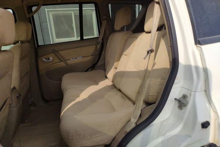 Used Leopaard CS6 2014 2.4L Two-Wheel Drive Comfort Version