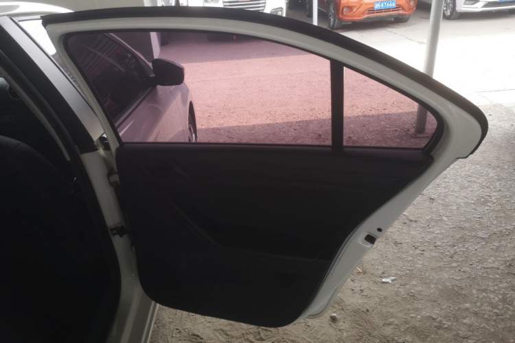 Used Volkswagen Jetta 2017 1.5L Automatic Fashion Model
