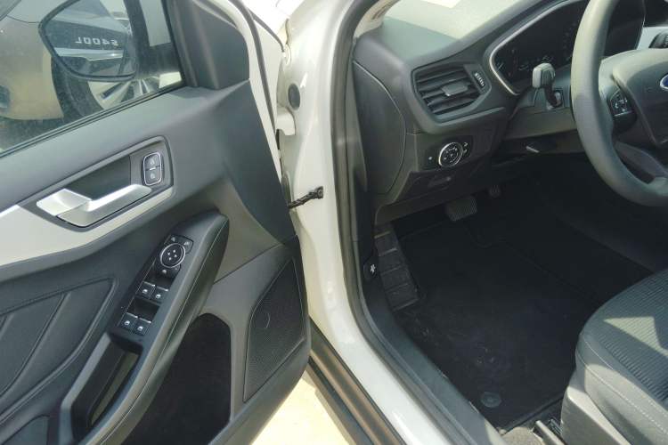 Used Ford Focus 2019 Hatchback 1.5L Automatic Sharp Edition China V Standard
