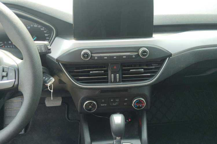 Used Ford Focus 2019 Hatchback 1.5L Automatic Sharp Edition China V Standard
