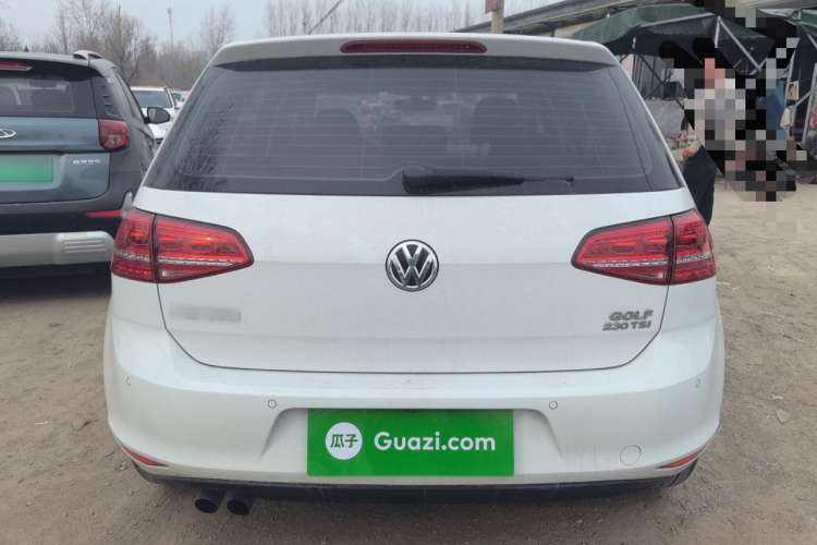 Used Volkswagen Golf 2016 230TSI Automatic Luxury Version
