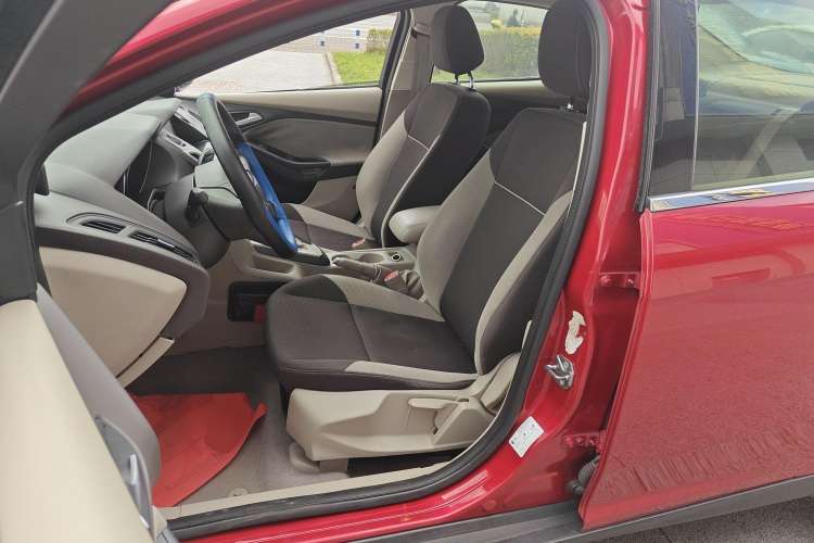 Used Ford Focus 2012 Sedan 1.6L Automatic Comfort Model