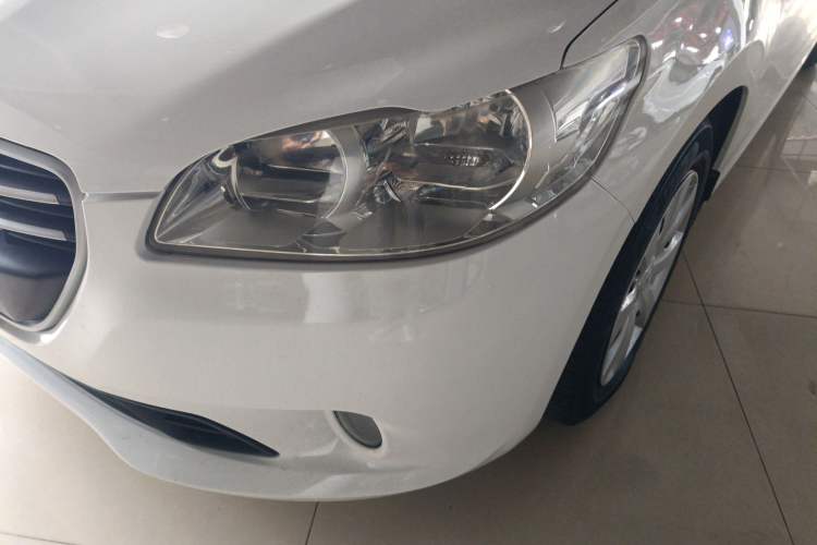 Used Peugeot 301 2014 1.6L Automatic Comfort Edition