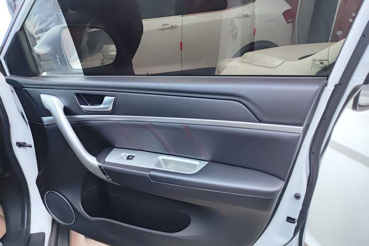 Used Haval M6 2019 1.5T Manual Two-Wheel Drive Elite Version China VI Standard
