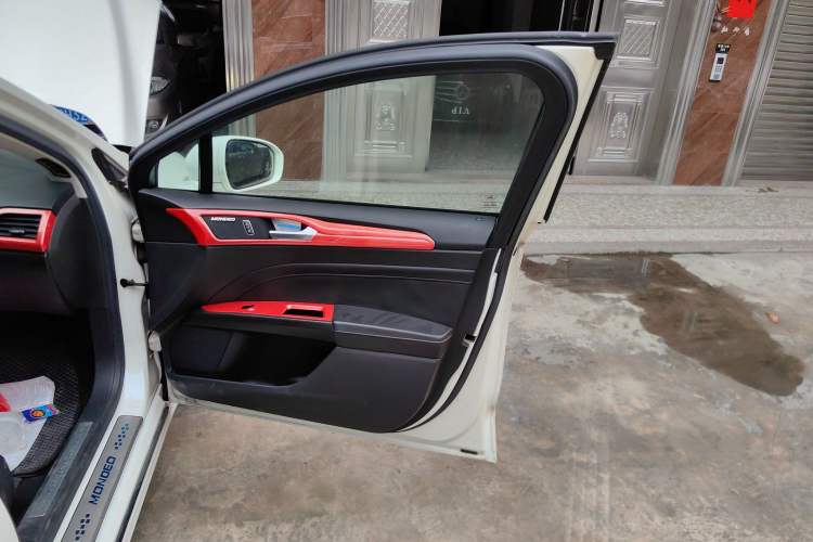 Used Ford Mondeo 2013 2.0L GTDi240 Ultimate Edition
