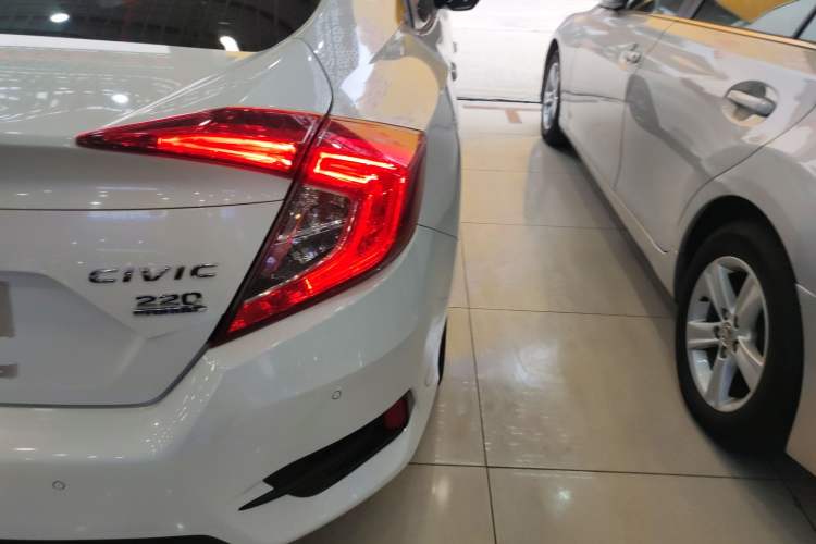 Used Honda Civic 2019 220TURBO CVT Dynamic Edition China VI