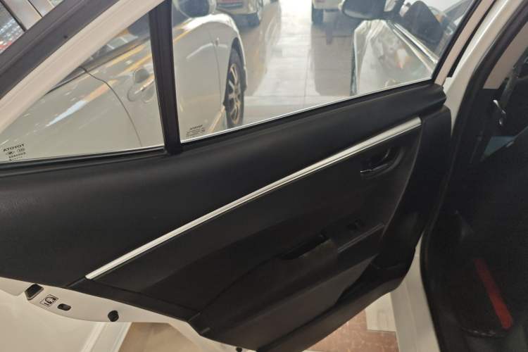 Used Toyota Corolla 2017 Revised Version 1.2T S-CVT GL-i
