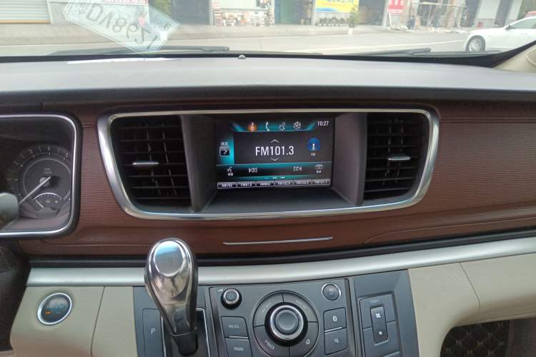 Used Buick GL8 2018 28T Luxury Model China VI Standard
