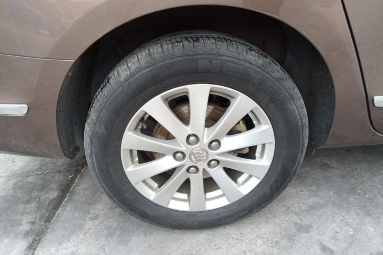 Used Buick GL8 2018 28T Luxury Model China VI Standard
