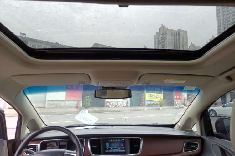 Used Buick GL8 2018 28T Luxury Model China VI Standard
