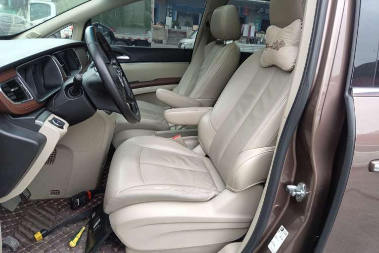 Used Buick GL8 2018 28T Luxury Model China VI Standard
