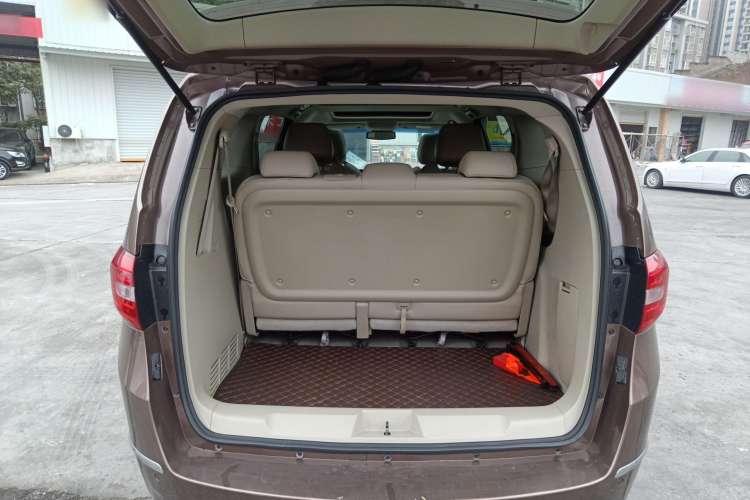 Used Buick GL8 2018 28T Luxury Model China VI Standard
