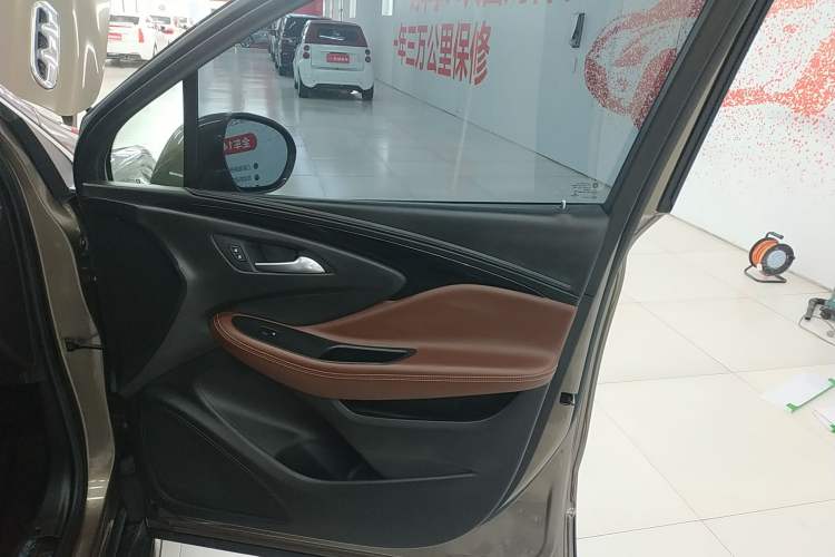 Used Buick Envision 2019 20T Two-Wheel Drive Luxury Version China VI Standard
