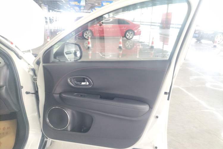 Used Honda XR-V 2015 1.8L VTi CVT Luxury Edition