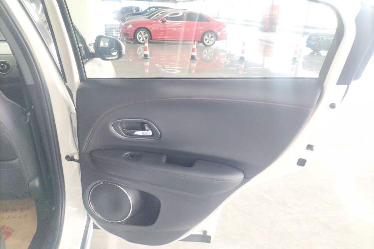 Used Honda XR-V 2015 1.8L VTi CVT Luxury Edition