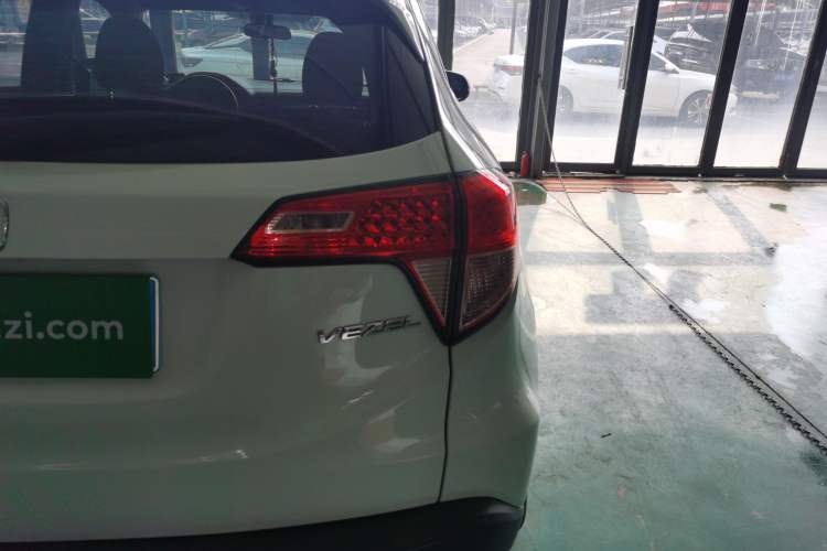 Used Honda Vezel 2017 1.5L CVT 2WD Comfort Model
