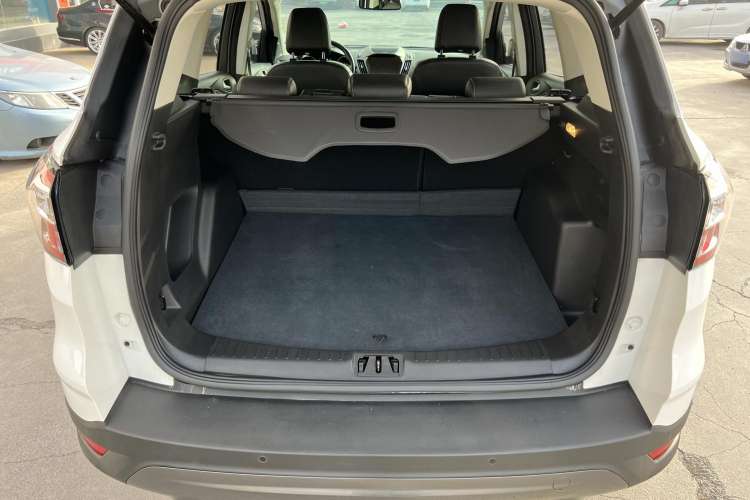 TDK.VehicleDetails.img