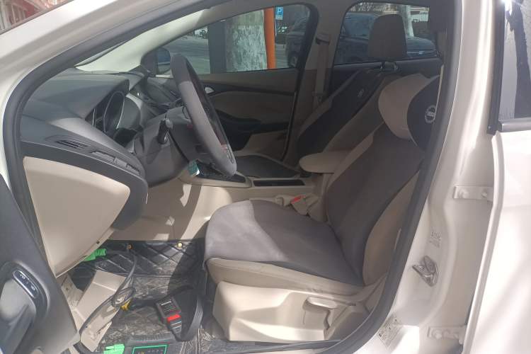 Used Ford Focus 2017 Sedan 1.6L Automatic Comfort Plus SmartDrive Edition
