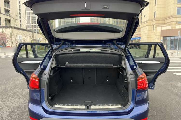 Used BMW X1 2016 sDrive18Li Premium Edition
