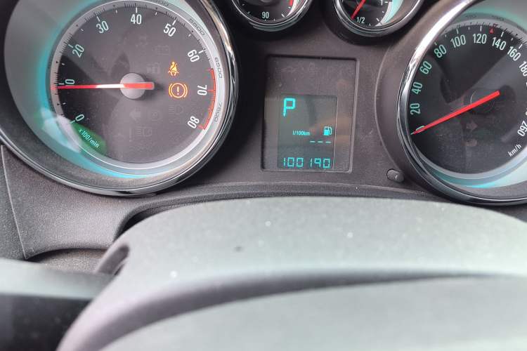 Used Buick GT 2014 XT 1.6L Automatic Fashion Edition
