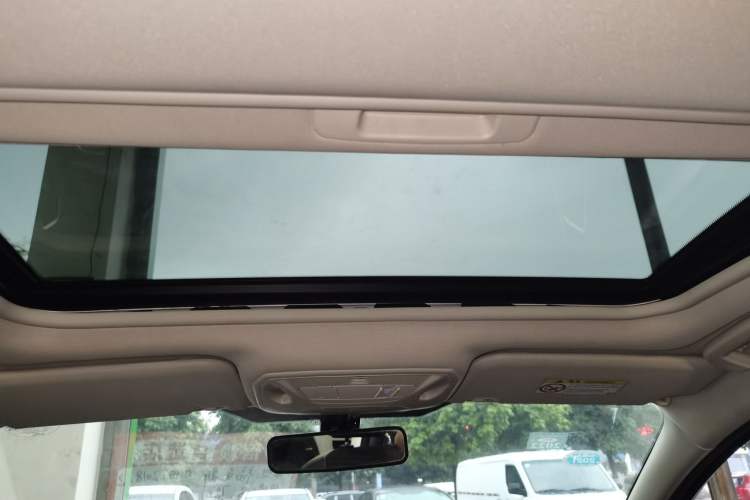 Used Ford Focus 2017 Sedan 1.6L Manual Fashion Edition Smart Drive Version
