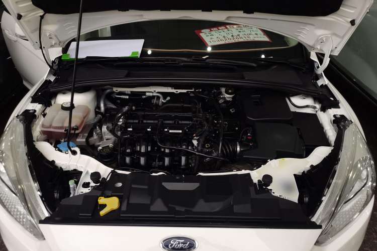 Used Ford Focus 2017 Sedan 1.6L Manual Fashion Edition Smart Drive Version
