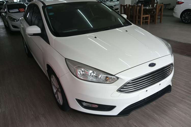 Used Ford Focus 2018 Sedan Classic 1.6L Automatic Trendy SmartDrive Edition
